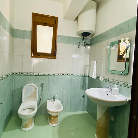 Cozy Semesterbostad Vlorë